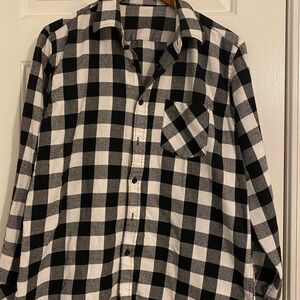Navy and white flannel casual button down. large size . like new condition